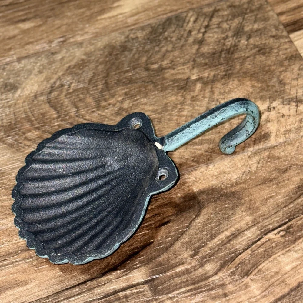 Cast Iron Beach Seashell Wall Hook Distressed Teal Scallop Shell 7x4